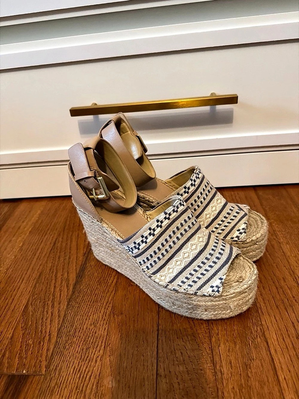Marc Fisher Pasion Espadrille Wedge Sandal Sandals Blue & Cream US 7.5